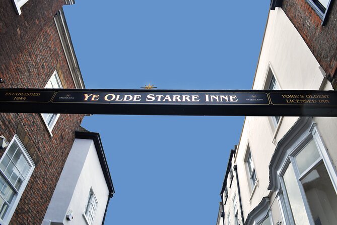 Historical Pub Walking Tour in York - Getting oriented at Goodramgate Corner