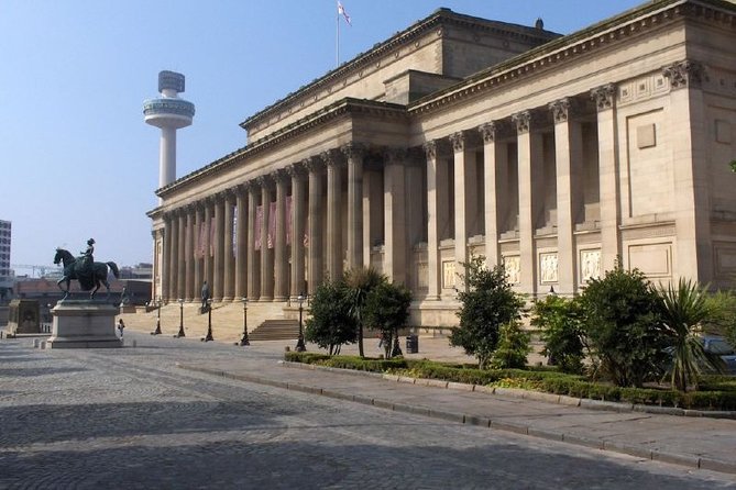 History Guided Tour of Liverpool and the Beatles - Stop 2: St George’s Hall, architecture you can’t fake