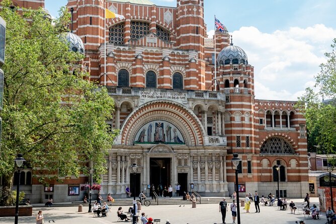 Hop on Hop off Bus Tour (24h) - Price and value: does $44.02 make sense for you?