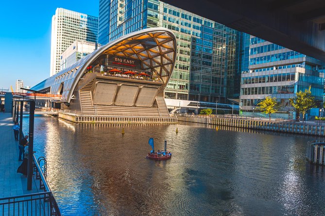 Hot Tub Boat Tour in London - London's most unique tour - Entering the Skuna experience: West India Quay, what the start feels like