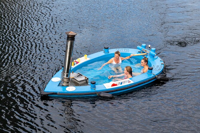 Hot Tub Boat Tour in London - London's most unique tour - West India Docks stop: what you see, why it matters, how long you have
