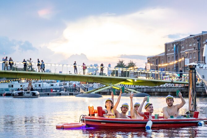 Hot Tub Boat Tour in London - London's most unique tour - Drinks, bar rules, and the margarita factor