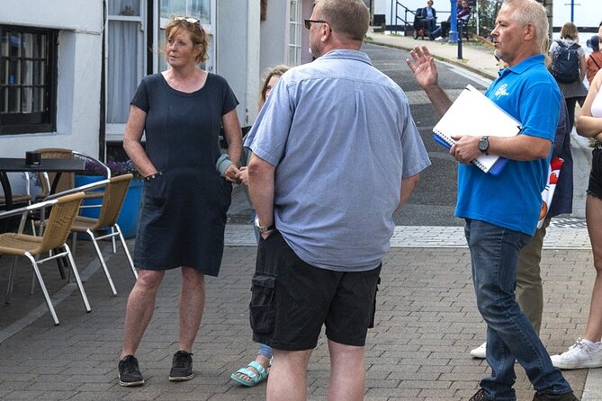 Ilfracombe Harbour Ghost Tour - Duration, walking pace, and group size reality check