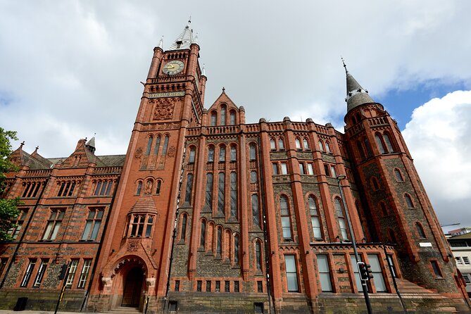 Inspirational Women Liverpool Past-Present History Tour - monthly - Who should book this Liverpool past-present women’s history tour?