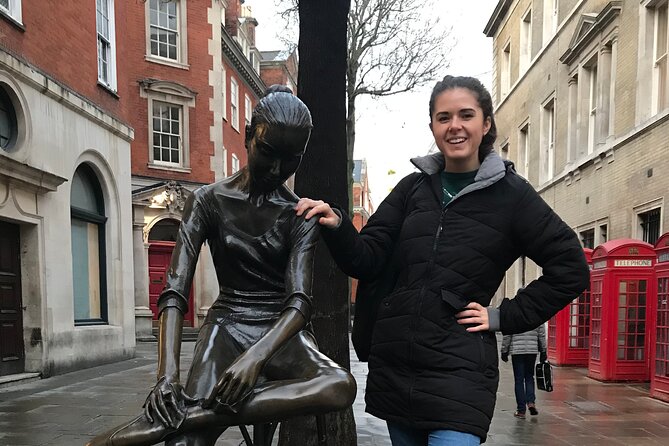 Interactive Treasure Hunt Experience - Central London's Secrets - Piccadilly Circus to Soho, a clue-by-clue walk you control