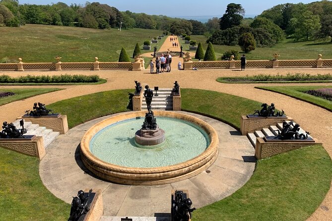 Isle of Wight Guided Day Tour from London - Southampton to East Cowes ferry: the best warm-up for the island