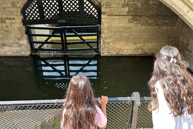 Kid-Friendly Private Tower of London Tour with Blue Badge Guide - How much does it cost, and is it worth $360-plus per person?