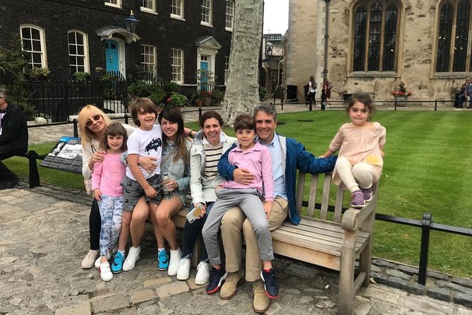 Kid-Friendly Private Tower of London Tour with Blue Badge Guide - The 3-hour route through the White Tower, Green Tower, and Medieval Palace