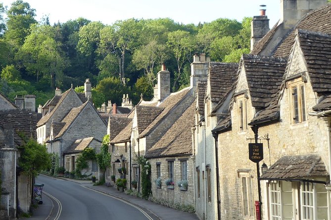 Lacock and Castle Combe - Afternoon Private Tour - Castle Combe: A Cotswold Village Built for Walking