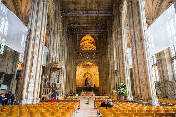 Leeds Castle, Cliffs of Dover and Canterbury Day Trip from London with Guided Cathedral Tour - Best Timing: When This Tour Feels Perfect