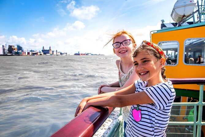 Liverpool: 50-Minute Mersey River Cruise - The Audio Commentary Setup: QR Codes and Headphones