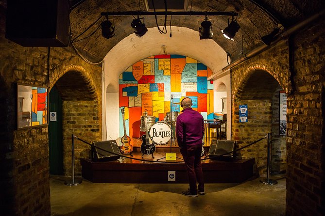 Liverpool and The Beatles Day Tour from London - How the London to Liverpool day works, down to the clock