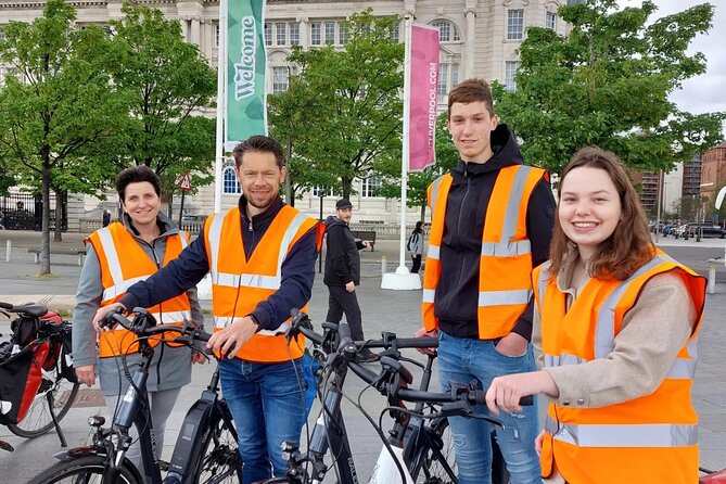 Liverpool City Centre Highlights Tour - A 90-Minute Intro to Downtown Liverpool, on Wheels
