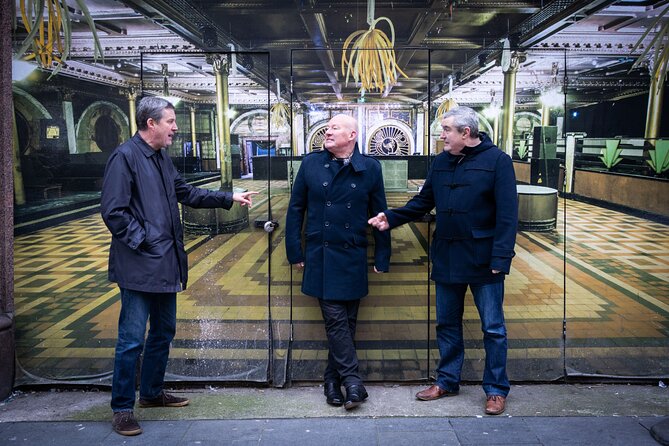 Liverpool Music Icons Tour led by a member of 90s band The Farm - Mathew Street finale: a free drink, plus Q and A time
