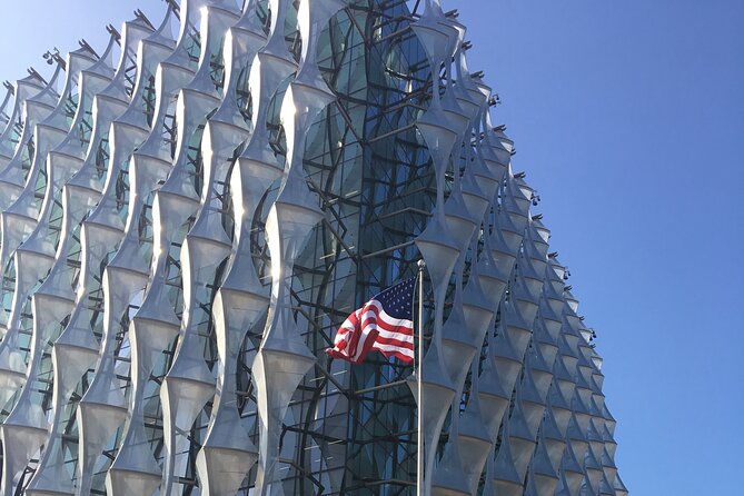 London American Heritage Tours - Tower Bridge Area to Shadwell Basin: From Early Links to the Founding Mother Site