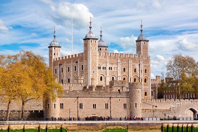London Best of the City Fully Customized Guided Private Tour - Customizing beyond the big-name sights: Camden, Soho, and market time