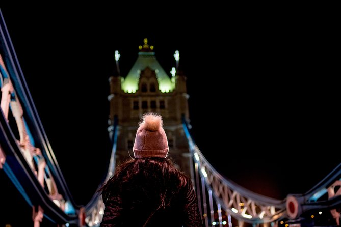 London by Night Bus Tour with Christmas Lights and Live Guide - Live guide energy: what makes the narration worth it