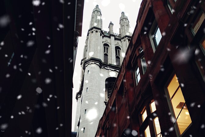 London Christmas Carol & Charles Dickens Small Group Walking Tour - Leadenhall Market turkey moment and the film-location bonus