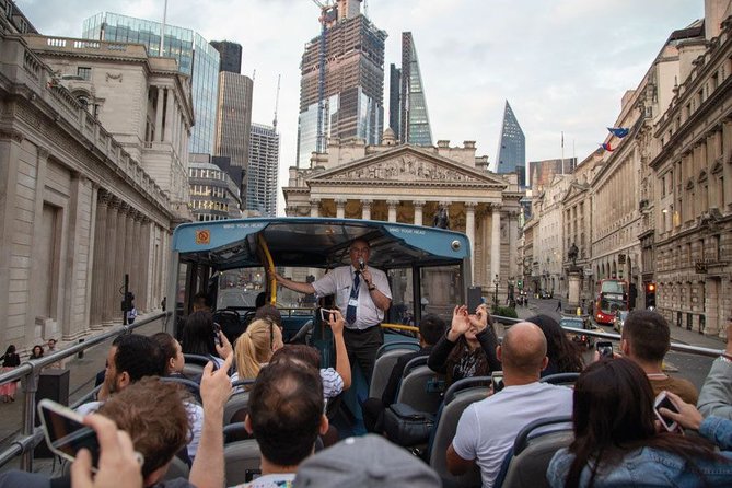 London Christmas Day 1 Day Hop-on Hop-off Bus Tour - FAQ
