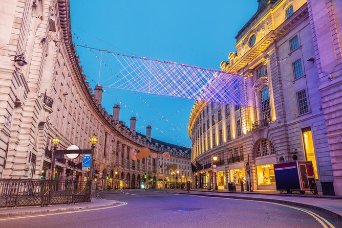 London Christmas Lights Bike Tour with Local Guide - Why London’s Christmas lights feel better on two wheels