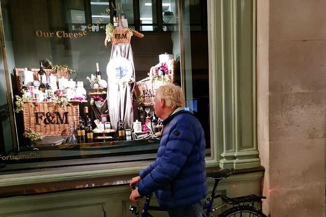 London Christmas Lights Bike Tour with Local Guide - Who should book this bike lights tour, and who should think twice