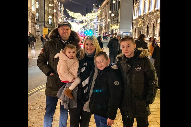 London Christmas Lights Guided Tour by Cab - Oxford Street: department store lights and the Via Trinobantina story