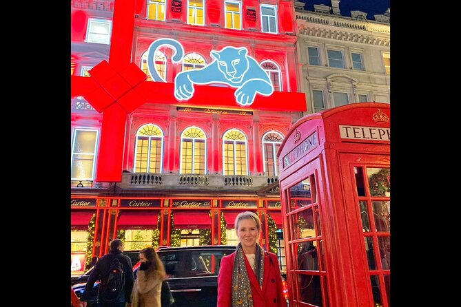 London Christmas Lights Guided Tour by Cab - Regent Street: iconic Christmas glow in a walkable corridor