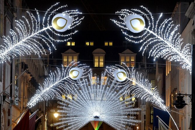 London Christmas Lights Guided Walking Tour - Starting in Covent Garden, then ending in Carnaby