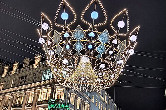 London Christmas Sparkle Private Walking Tour - Why a private Christmas lights walk works so well in London