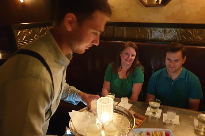 London Cocktail Tour - Soho - Meet the bartenders, the part that makes cocktails more fun