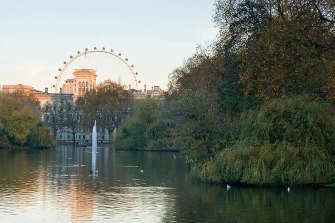 London Essential 2 hour introductory Walking Tour With a Londoner - Whitehall and Horse Guards Parade: where photos become the point