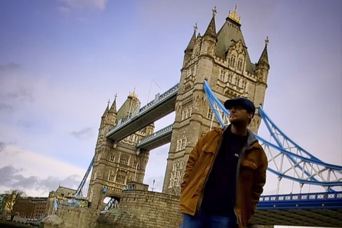 London Eye To London Bridge (River Walk) - Start at The Golden Carousel on The Queen’s Walk