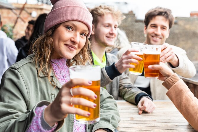London Food & Drinks Private Tour - British Taverns & Pubs - Shoreditch first: street art, history talk, and a fast start