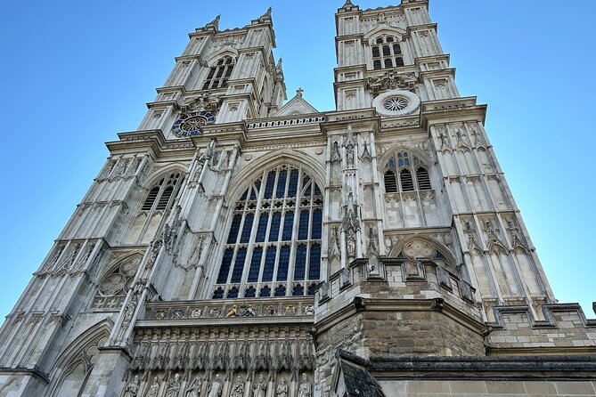 London for Kids Full Day with Westminster Abbey & Tower of London - Trafalgar Square: a quick, high-impact public space