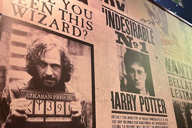 London: Harry Potter Walking Tour with Platform 9 3/4 - Starting at Embankment Station and Using the Tube Smartly