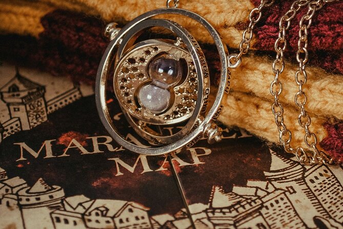 London: Harry Potter Walking Tour with Platform 9 3/4 - Leicester Square’s Harry Potter Statue Moment