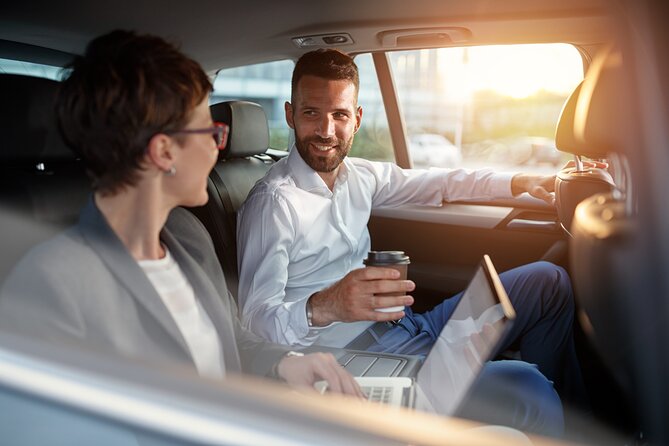 London Heathrow Airport (LHR) to Lincolnshire Luxury Transfers - Meet and greet at LHR arrivals, with real pickup reliability