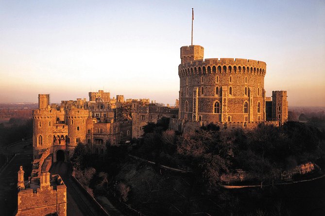 London & Heathrow to Southampton cruise terminals via Windsor Castle - Luxury coach pickup from London and Heathrow hotels