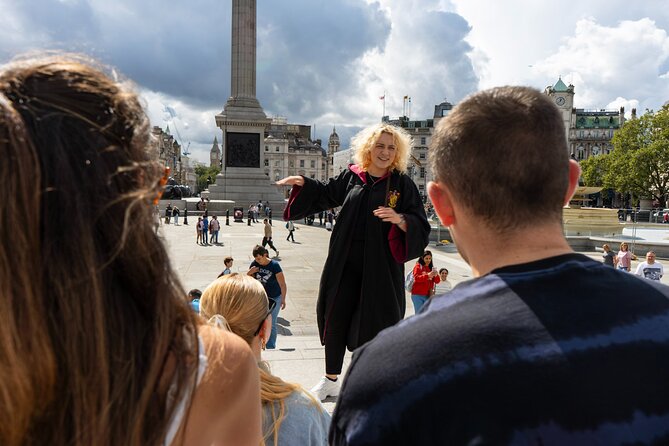 London: Interactive Harry Potter Walking Tour - Trafalgar Square and Whitehall: where Gringotts inspiration lands in your head
