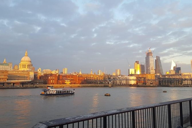 London Introduction Walking Tour - Westminster Abbey, Parliament, Big Ben, and the London Eye view