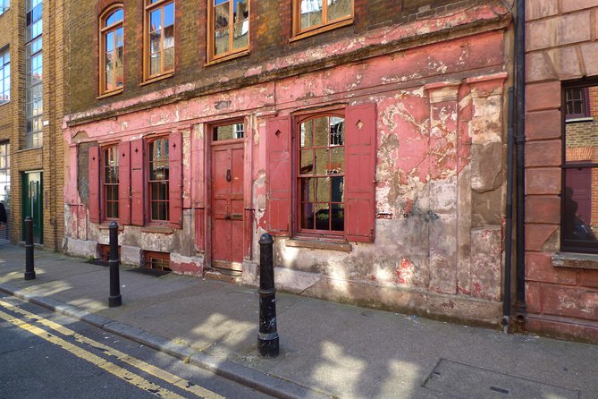 London Jack The Ripper Guided Walking Tour - Stop 1, Spitalfields Market: murder sites plus the investigation story