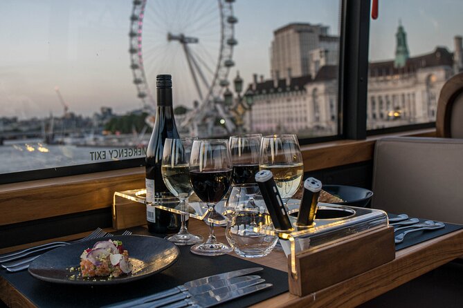 London Luxury Dinner Experience with Panoramic City Views - Why this luxury dinner bus feels different than a normal tour