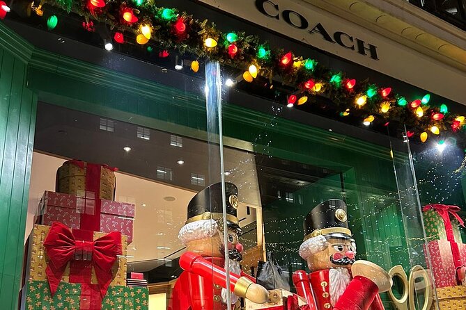 London Magical Christmas Walking Tour with Guide - Route Breakdown: Regent Street to Hyde Park, What Each Stop Really Gives You