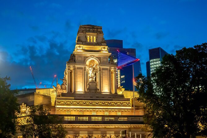 London Night Tour See the City Lights - St Paul’s Dome in the Night: Resilience Looks Beautiful From a Bus