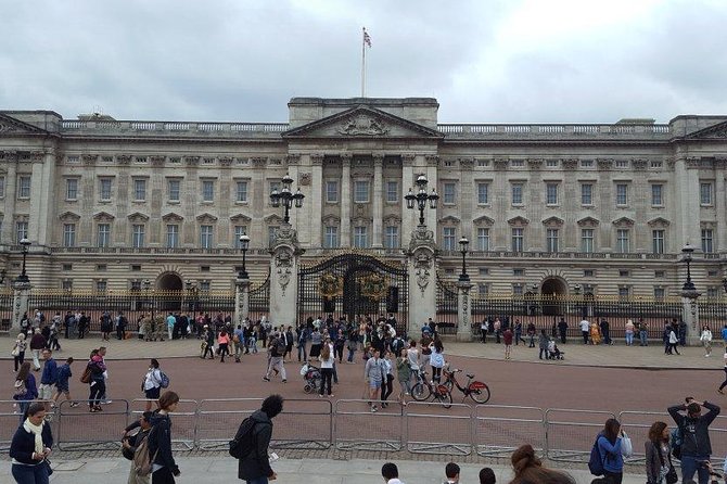 London Private Chauffeur Half-Day or Full-Day Vehicle Rental - FAQ