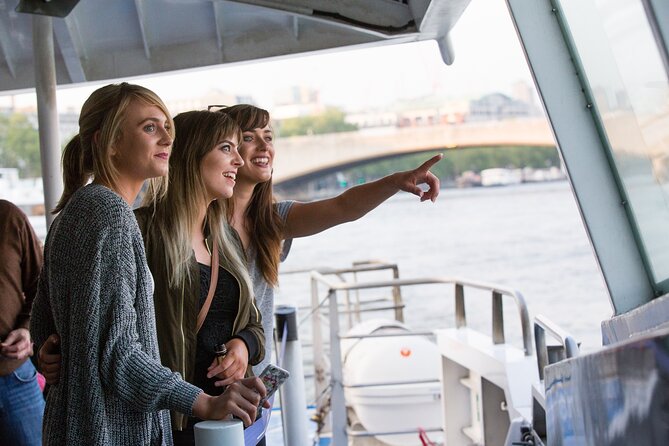 London Roundtrip Thames Cruise Uber Boat by Thames Clippers - Using the Free River Guide Before You Cast Off