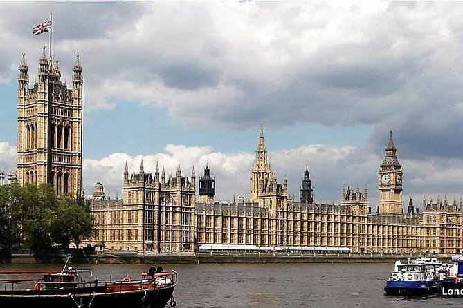 London Royal Highlights - Private Taxi Tour with Hotel Pickup - Westminster and Parliament: where politics becomes architecture