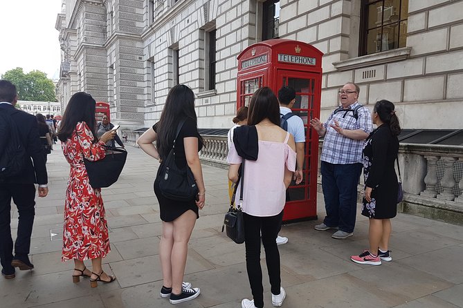 London's Amazing Palaces & Parliament : Private Tour - Parliament Square seating: where the views click into place