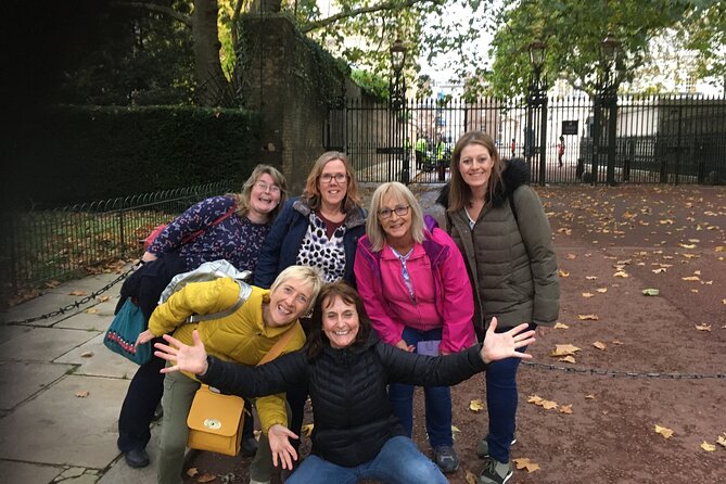 London’s Crown Secret: Self-Guided Royal Puzzle Quest - Whitehall Energy: Household Cavalry Museum and Horse Guards Parade