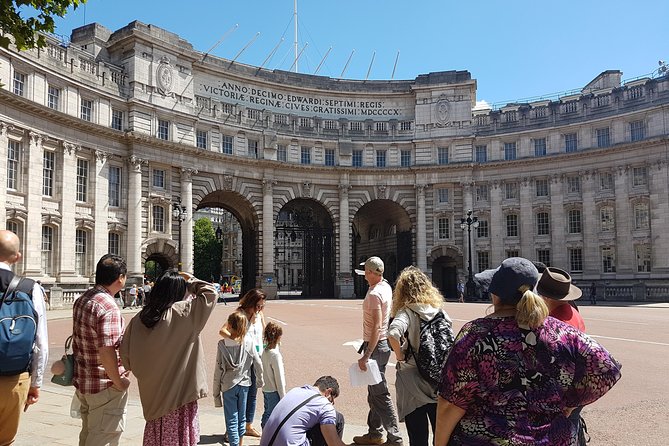 London's Palaces & Parliament Tour (See Over 20+ London Top Sights) - London Eye stop: a quick payoff with a different angle on the city